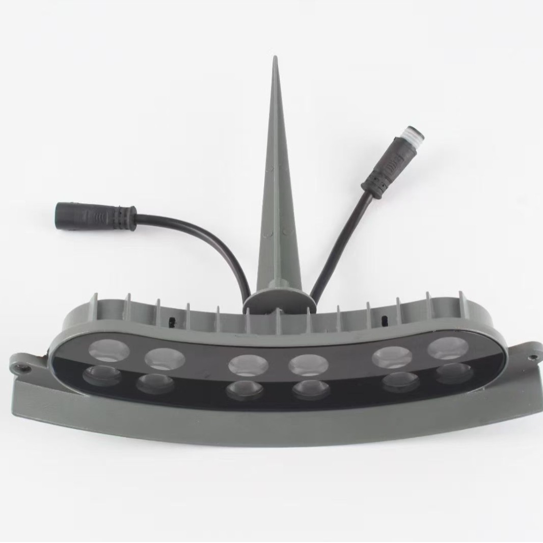 Modern Outdoor Glass Tree-Hugging Lamp LED Ring Solar Lamp with DC Power Supply IP65 Rating for Garden Application