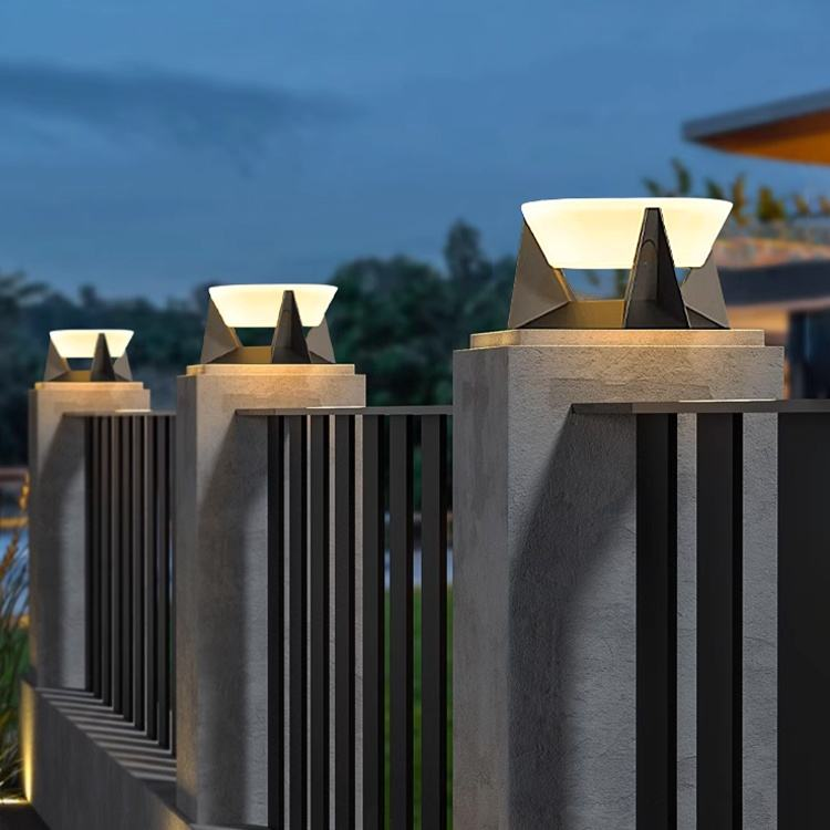 Garden Solar LED Column Light with IP65 Waterproof Post Cap Lamps Outdoor Lawn Wall Lights Led Pillar Decoration