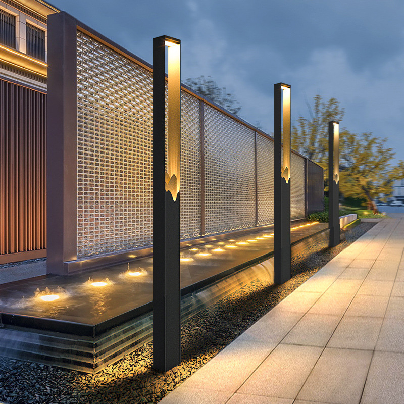 New Chinese Style Iron Solar Wall Lamps Outdoor Waterproof Villa Lawn Zen Landscape High Pole Garden Light