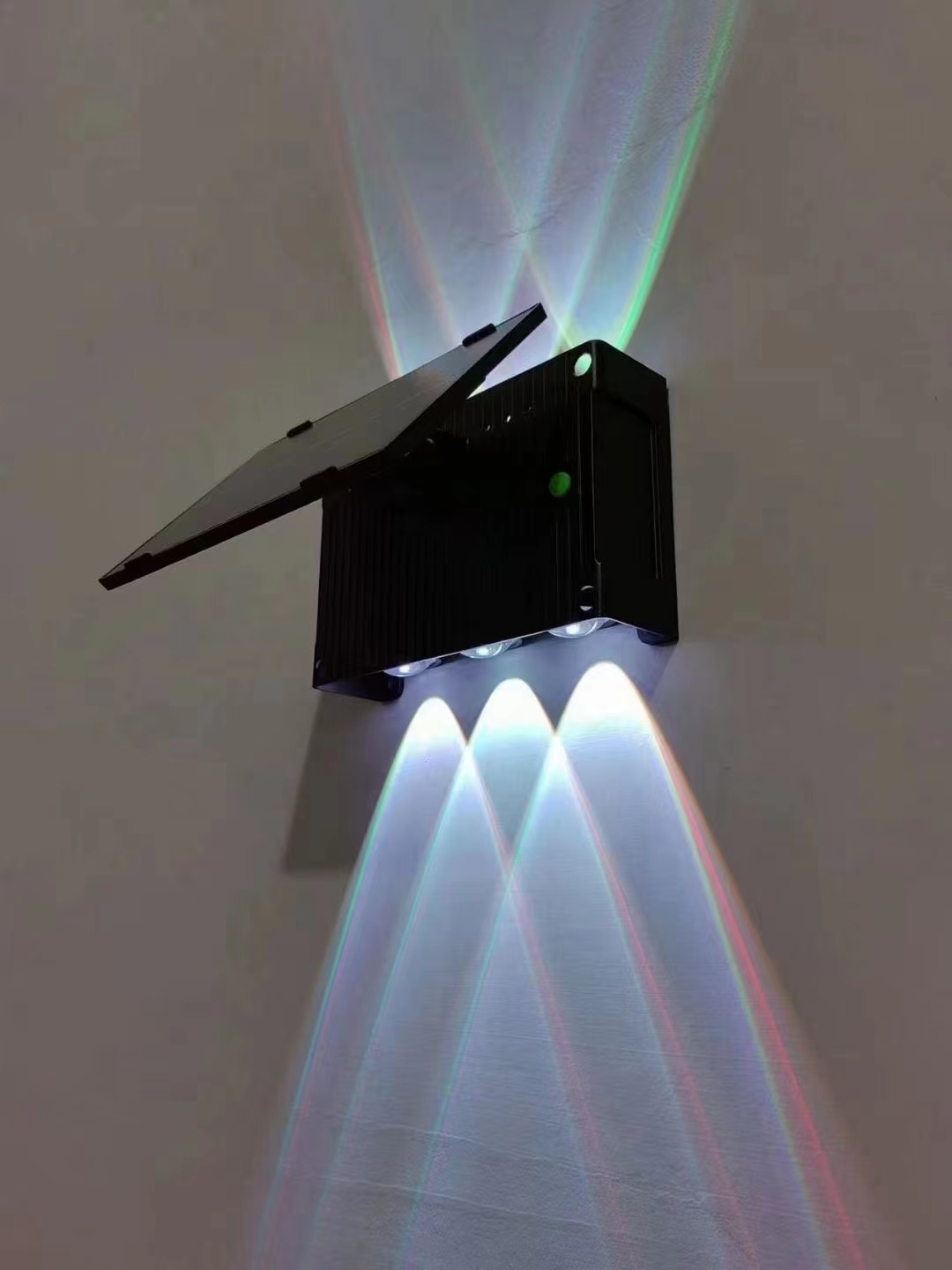 Solar Six-Bead Wall Lamp Detail 7