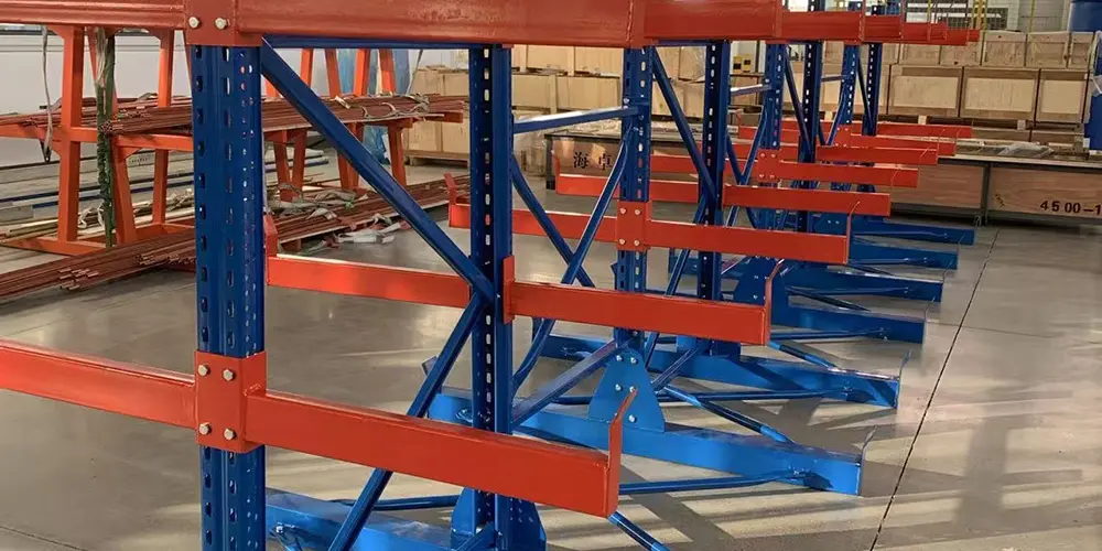 Cantilever racking for pipes and long materials
