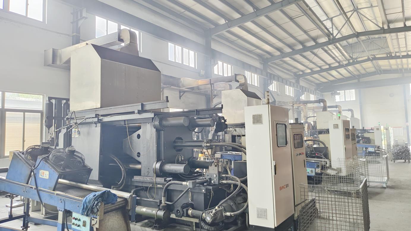 عملية الصب بالقالب - Die Casting في مصنع هيبي غوارين