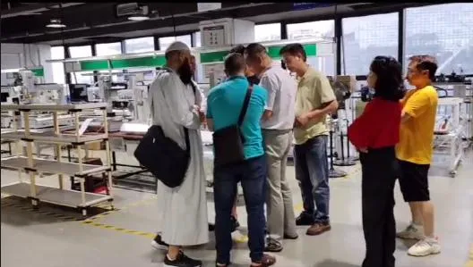 را الصناعية مغذي براغي أوتوماتيكي صغير لتجميع الدوائر المطبوعة