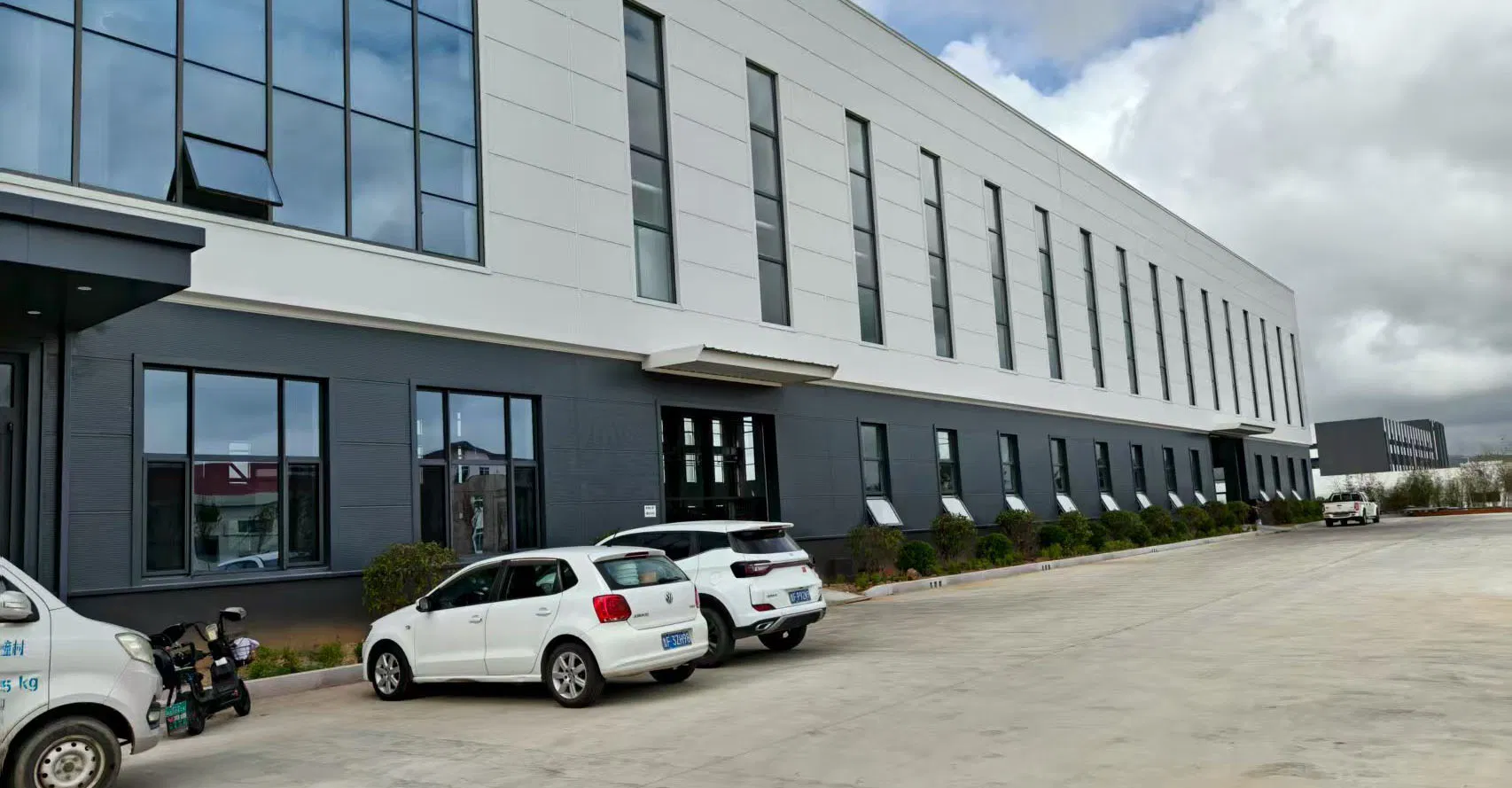خط الإنتاج والتصنيع