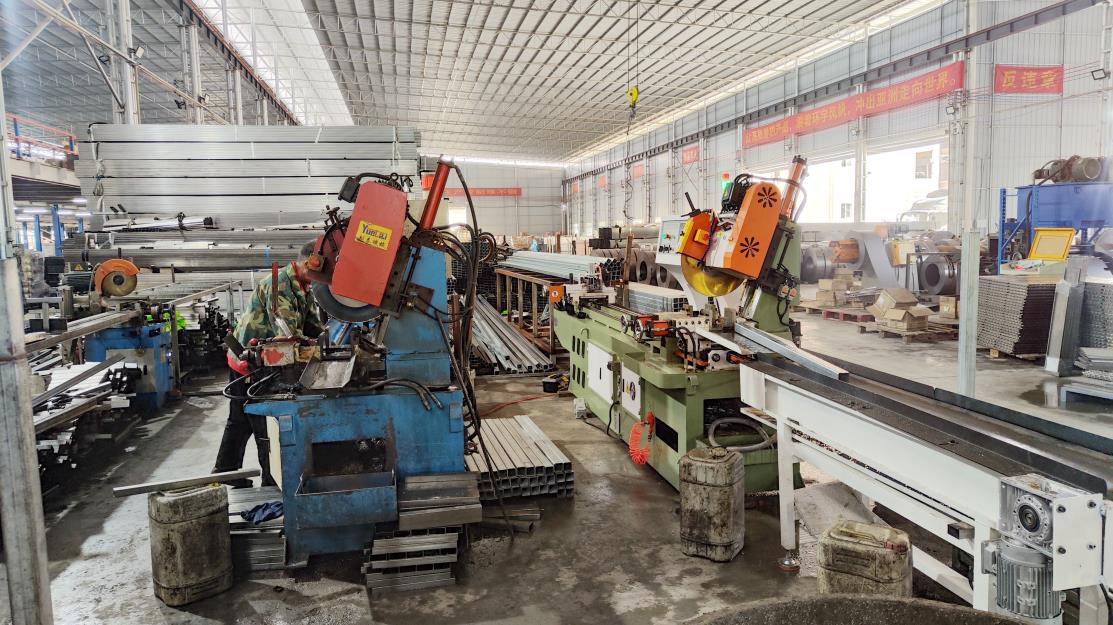 Cutting Machine 1
