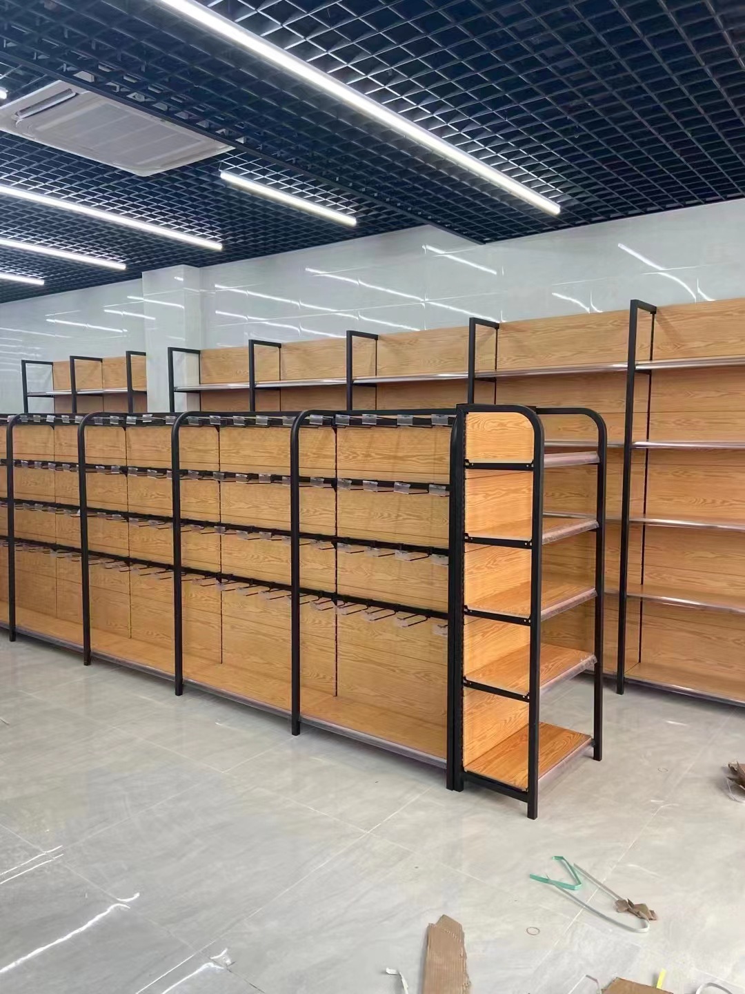 Guichang Supermarket Shelf White Gray Custom Wood Grain Color Square Upright Load-bearing Stronger