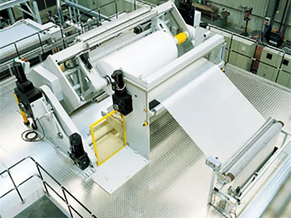 Wrap and Cling Film Roll Production