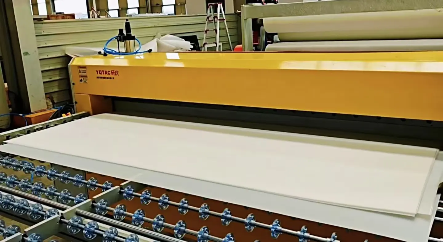 GPPS Diffuser plate machine - Extrusion Process