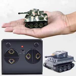 Mini 2.4G Remote Control RC Tank Military Battle Tank Model Electric Crawler Toys Car