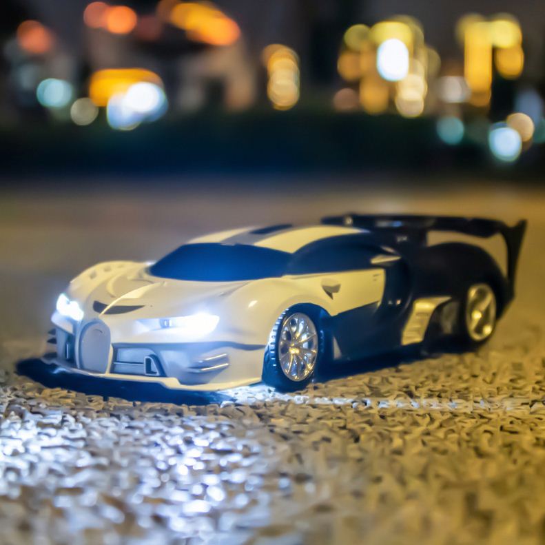 Hot Selling 1:18 RC Car 4C Electric Remote Control Toy With High Speed Led Light Remote Control Toy for Kids Boys Girls Gifts