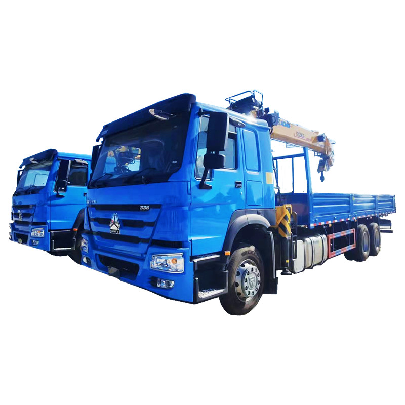 HOWO 6x4 Truck Mounted Crane 12tons Right Hand Drive Truck With Crane With Remote Control
