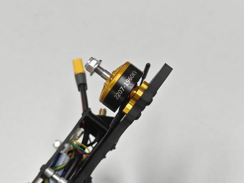 5 Inch Racing RC Aircraft with ELRS 915 Receiver, 2.5W High Power VTX 50A ESC RC Quadcopter for Freestyle Enthusiasts