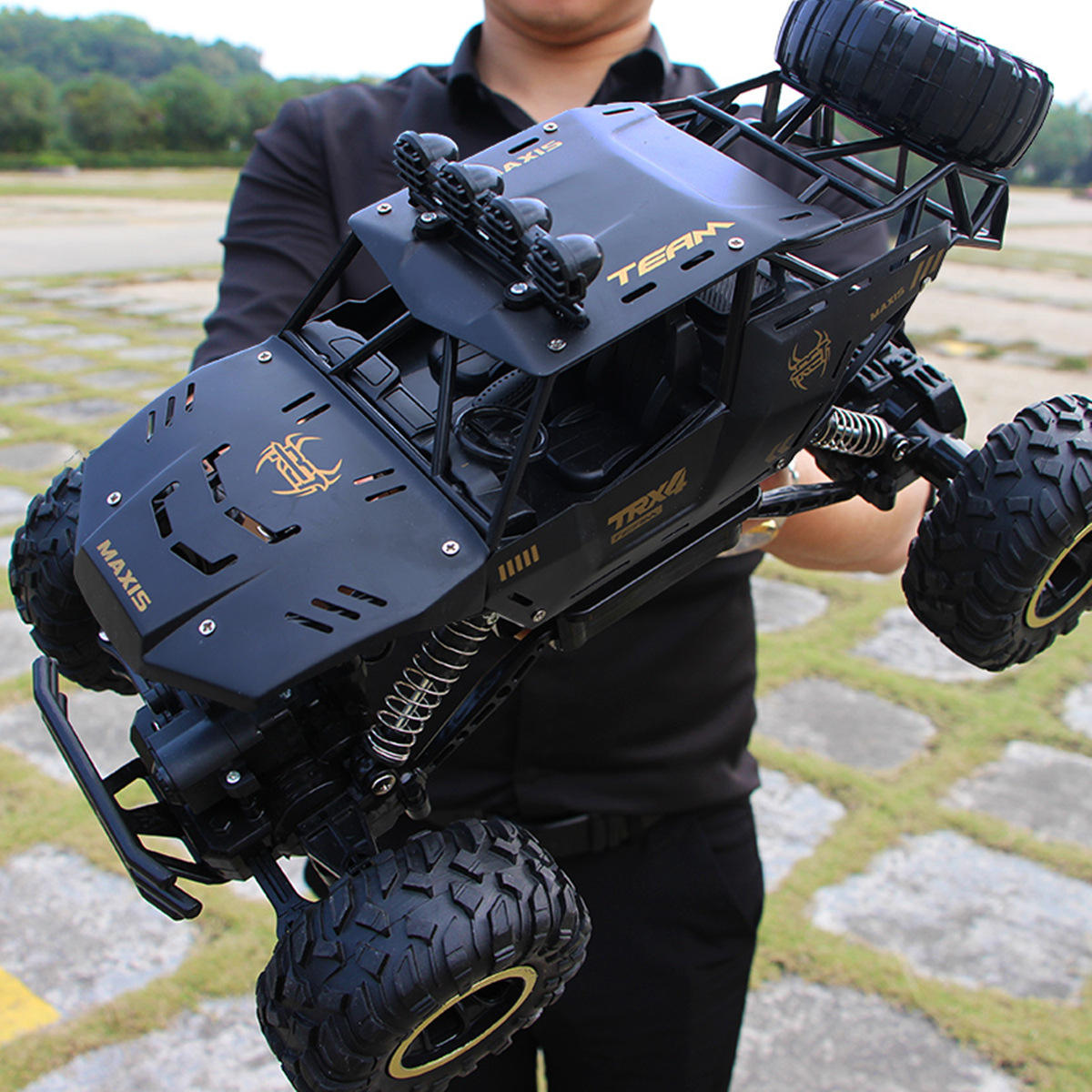 2.4G Radio Remote Control Car 4WD Alloy With Led Lights RC Car Off-Road Vehicle Control Trucks Toys for Kids