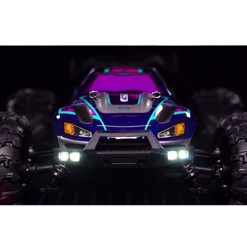 Hot Selling 1/16 Scale 4WD RC Truck 38km/h USB Cable Off-Road Vehicle 2.4Ghz Remote Control Plastic Ready-to-Go 4-Channel Hobby