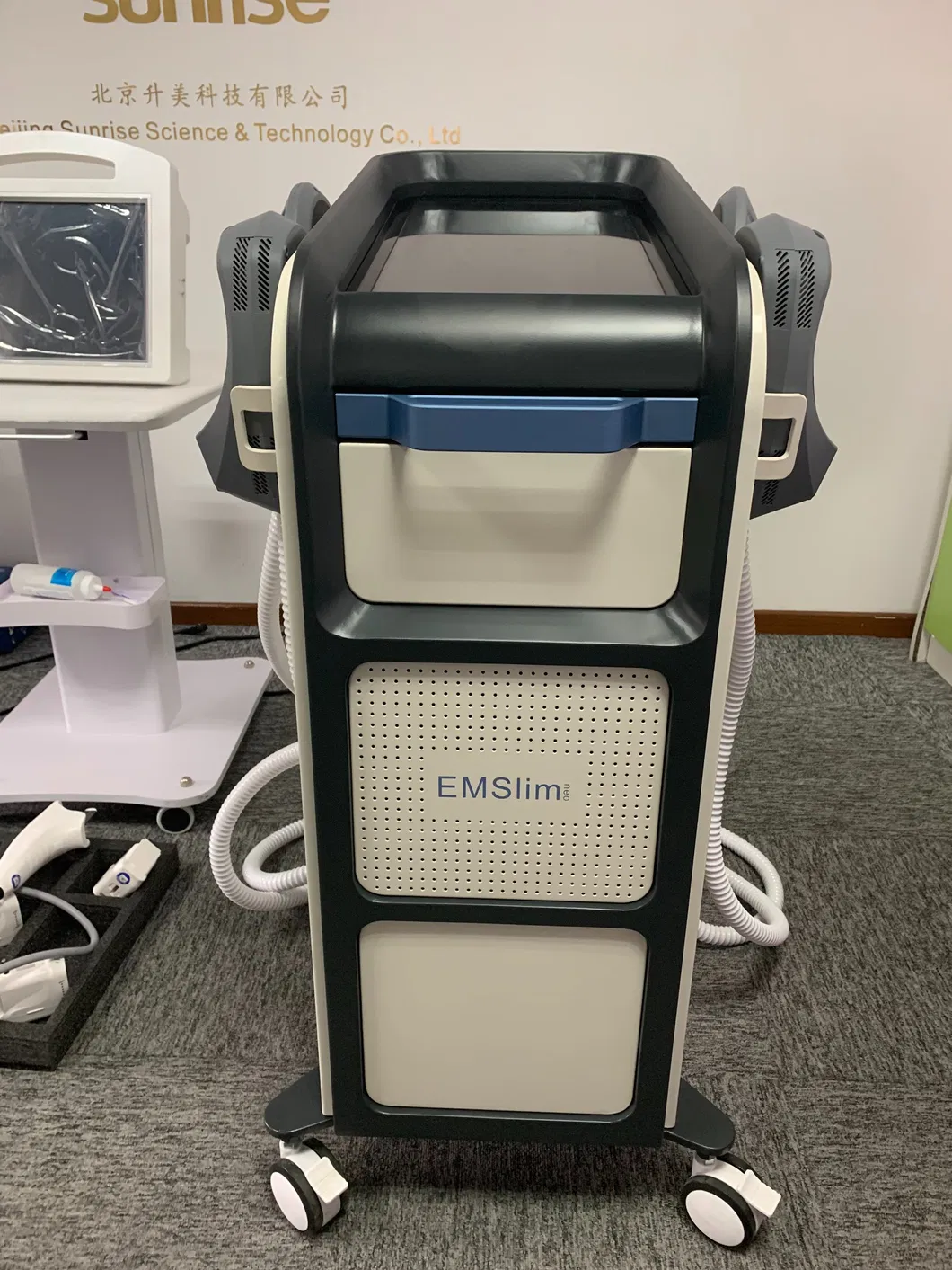 EMS Cushion for Urinary Incontinence EMS Skin Tightening Body Slim RF Neo Hi-EMT Build Muscle Stimulator Body Shape Machine