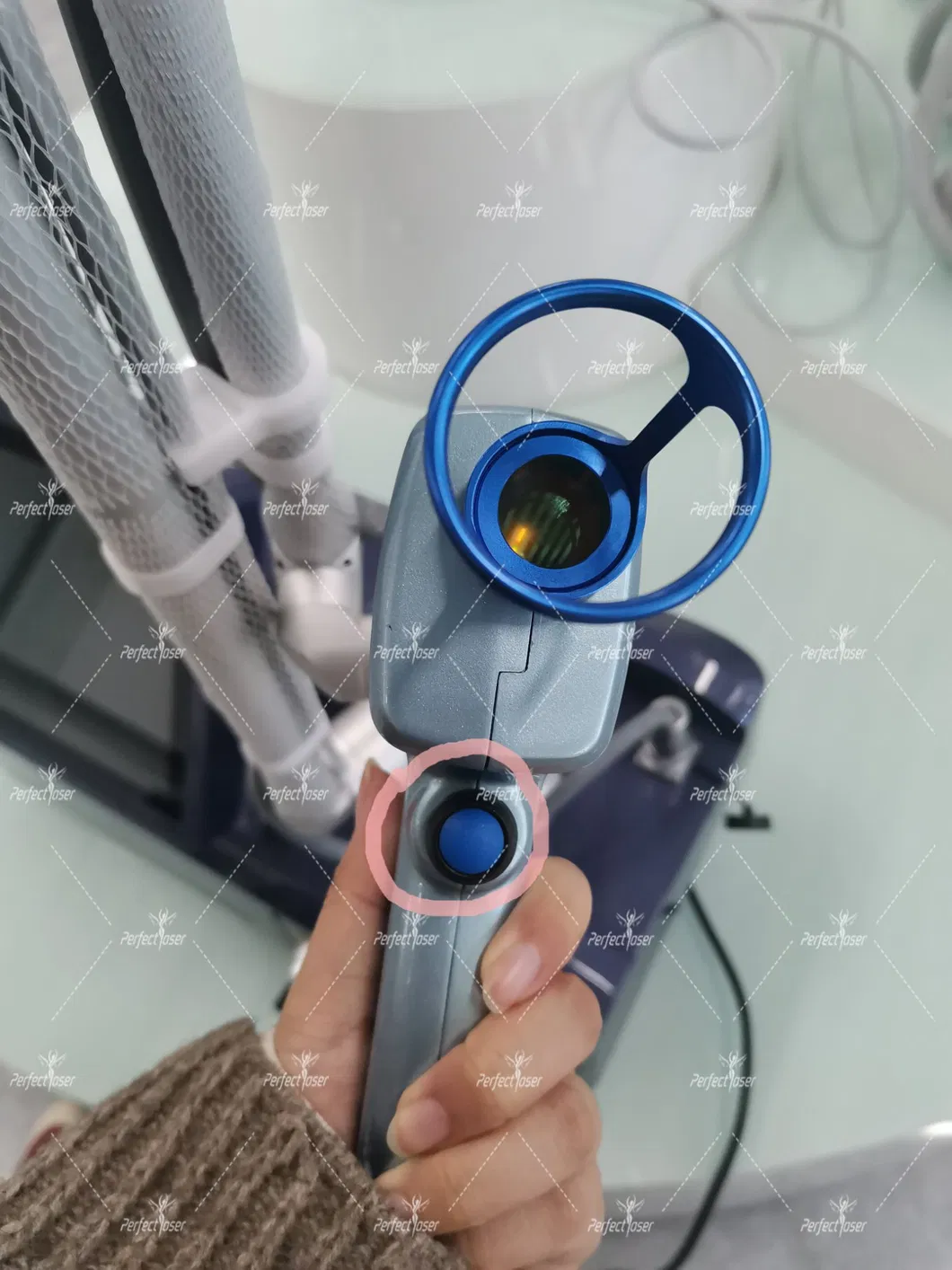 Best Big Power 100W Ergonomic Design Fractional CO2 Laser RF Tube Acne Pigment Removal Skin Rejuvenation Scar Resurfacing Vaginal Tightening Beauty Machine