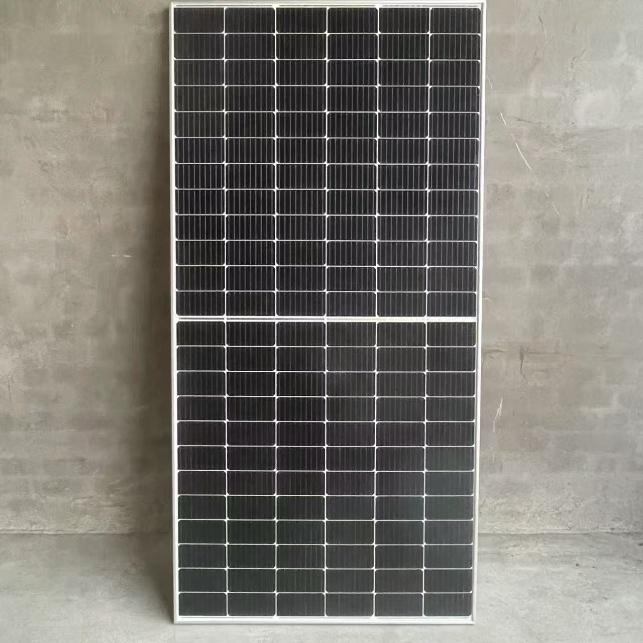 Mono-Crystalline Solar Panels 120W N-type Ja Solar Panels 550w Bifacial 560w 570w 580w for House Residential Solar System