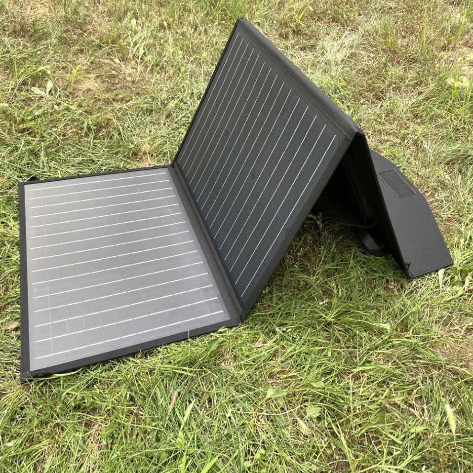 Shinefar 80W Foldable Solar Panel with Black Colour Outdoor Fast Charge