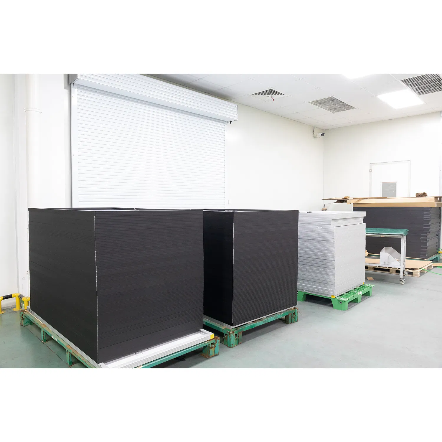 Sunpro Power N Type 580W Mono Double Glass 182mm M10 Half Cut 72/144 Cell Solar Panel