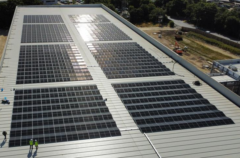Flat Roof Commercial Solar Inverters System