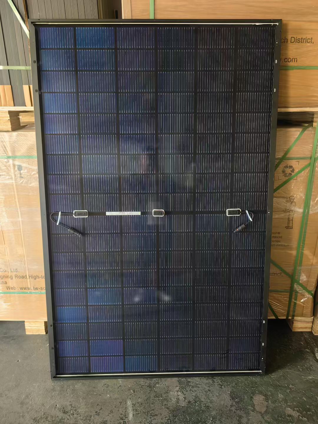 Jinko Solar Panel Dual Glass Solar Panel Double Sided Bificial 425w Jinko Tiger Neo N-type Solar Module Panels