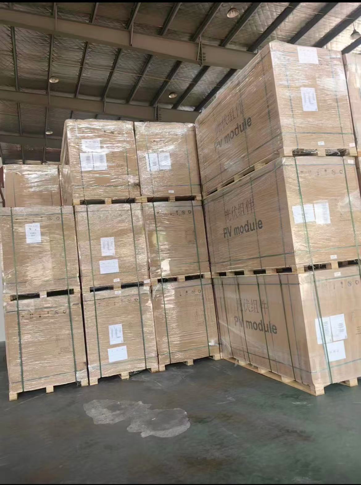 Wholesale Chinese Supplier HW-DE21M Solar Panel High-Efficiency Whole-House Solar Panel