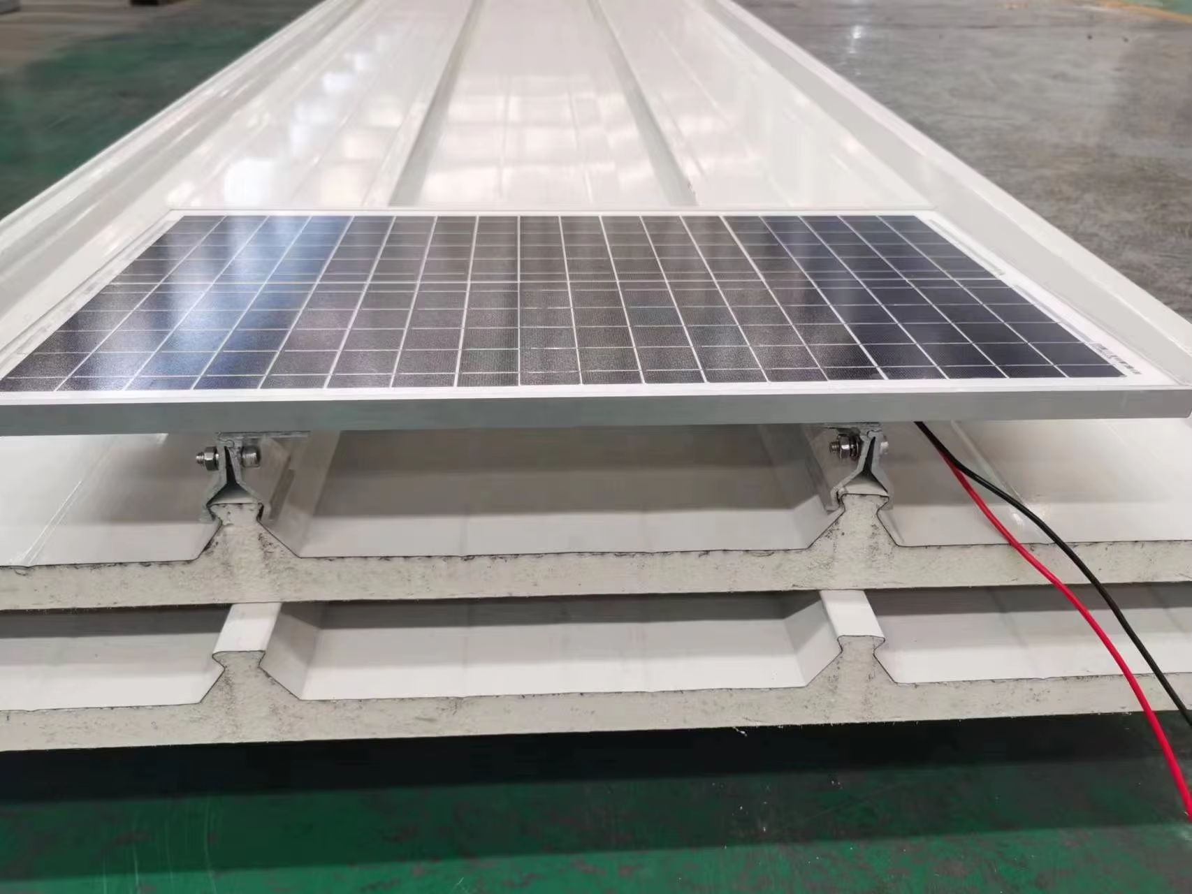 High Quality Insulated Roof Panel Solar Sandwich Panels