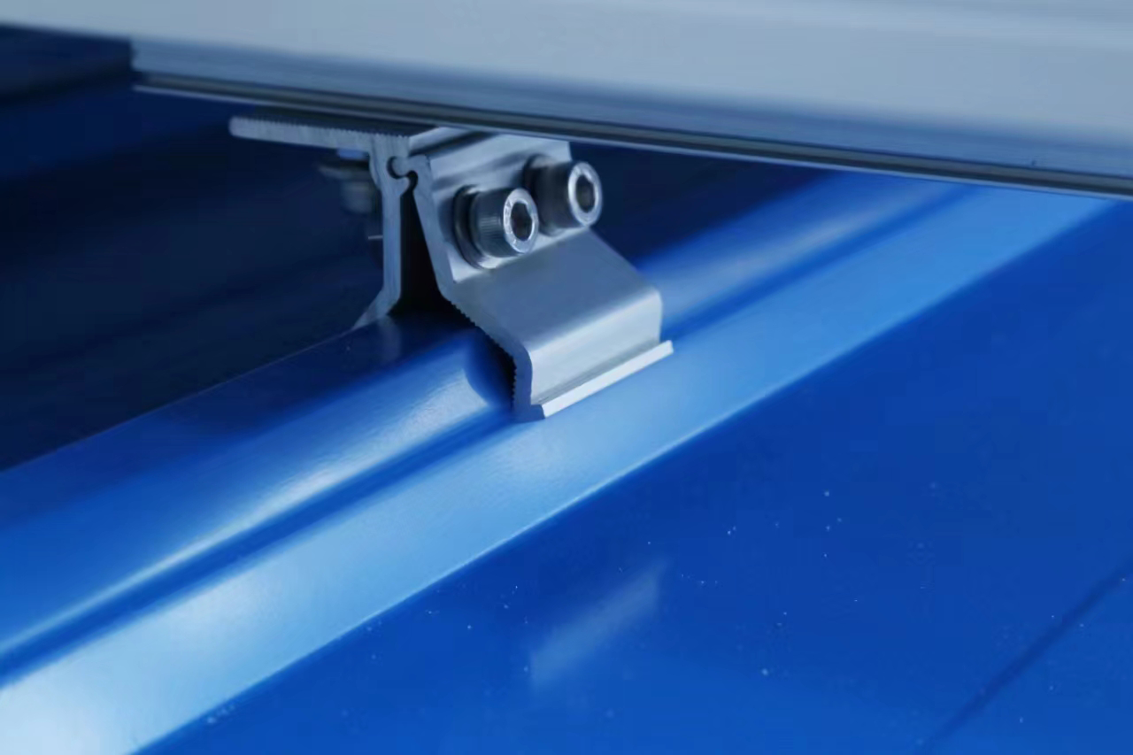 Solar Sandwich Panel Installation Detail 3