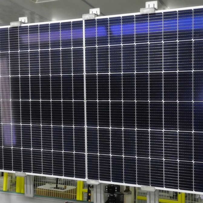 High-Quality Topcon N-Type Bifacial Monocrystalline Solar Panel 570W-585W 22.65% Efficient