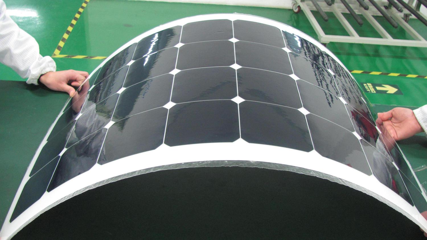 Light Weight Easy Carry 50w 100w 200w 450w 550w Sunpower or Monocrystalline Flexible Solar Panels for Car Boat RV Yacht Camping