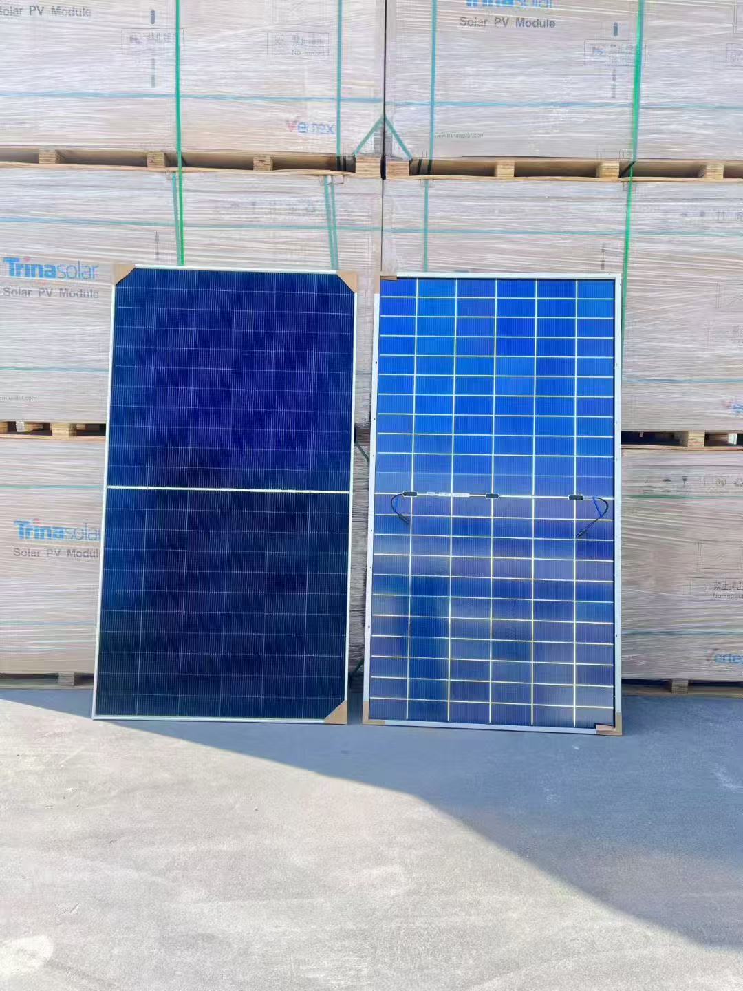 Trina Solar 720W for Bifacial Double Glass Solar Panel with 22.7% Efficiency 210mm Cell Utility Scale PV Module