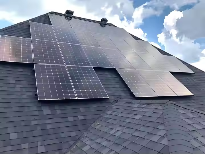 LONGi Solar's Hi-mo X10 Solar Panels Are Easy to Install and Offer High-efficiency Industrial Solar Kits.