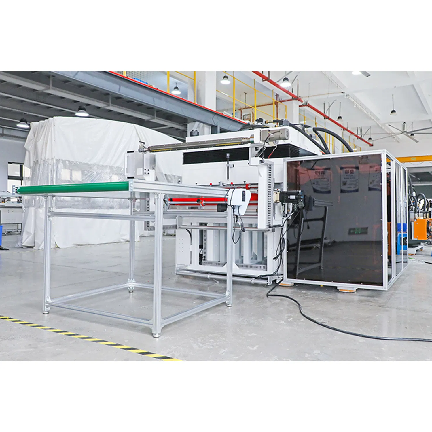 Easy Tear Medical Tape / Non-Woven Fabric Die Cutting Machine