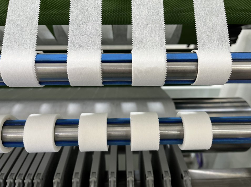 Medical Adhesive Tape Jumbo Roll Slitter Rewinder Silk Plaster Making Machine