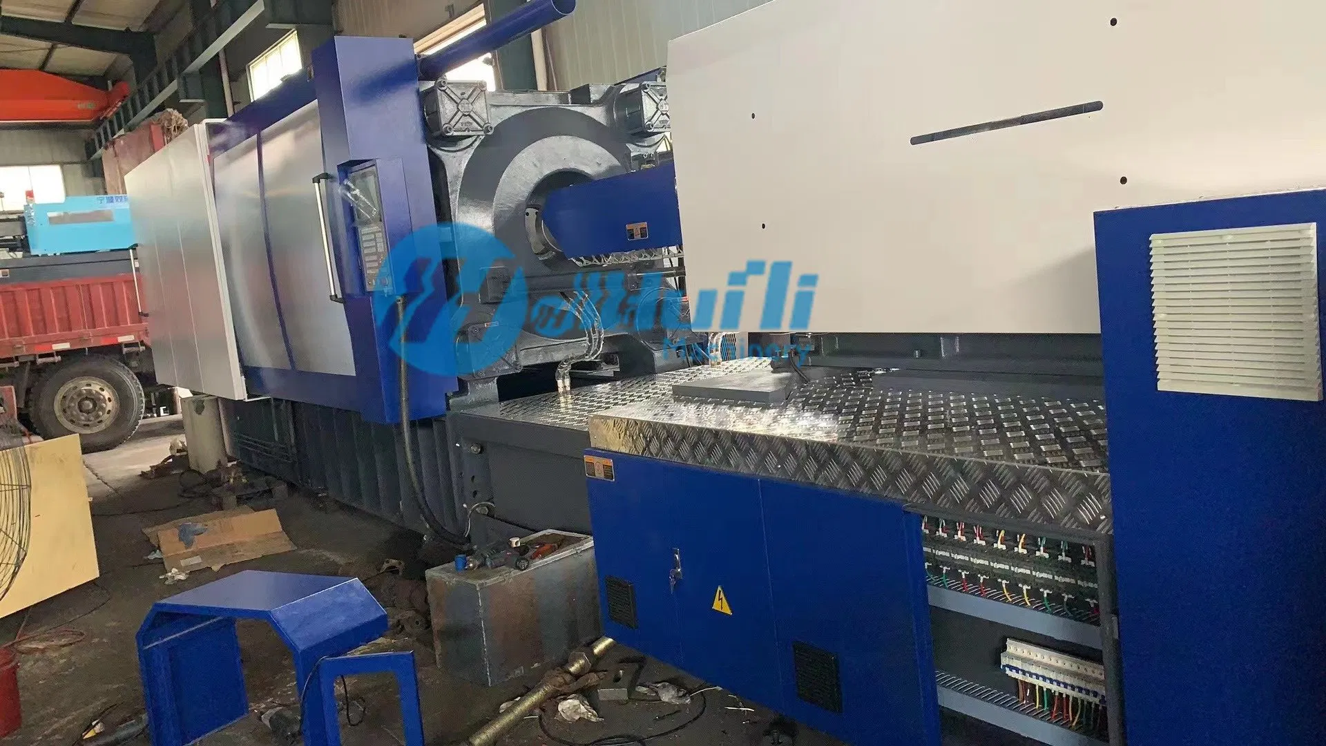 400 Ton Infusion Set Plastic Spare Parts Service Injection Molding Machine