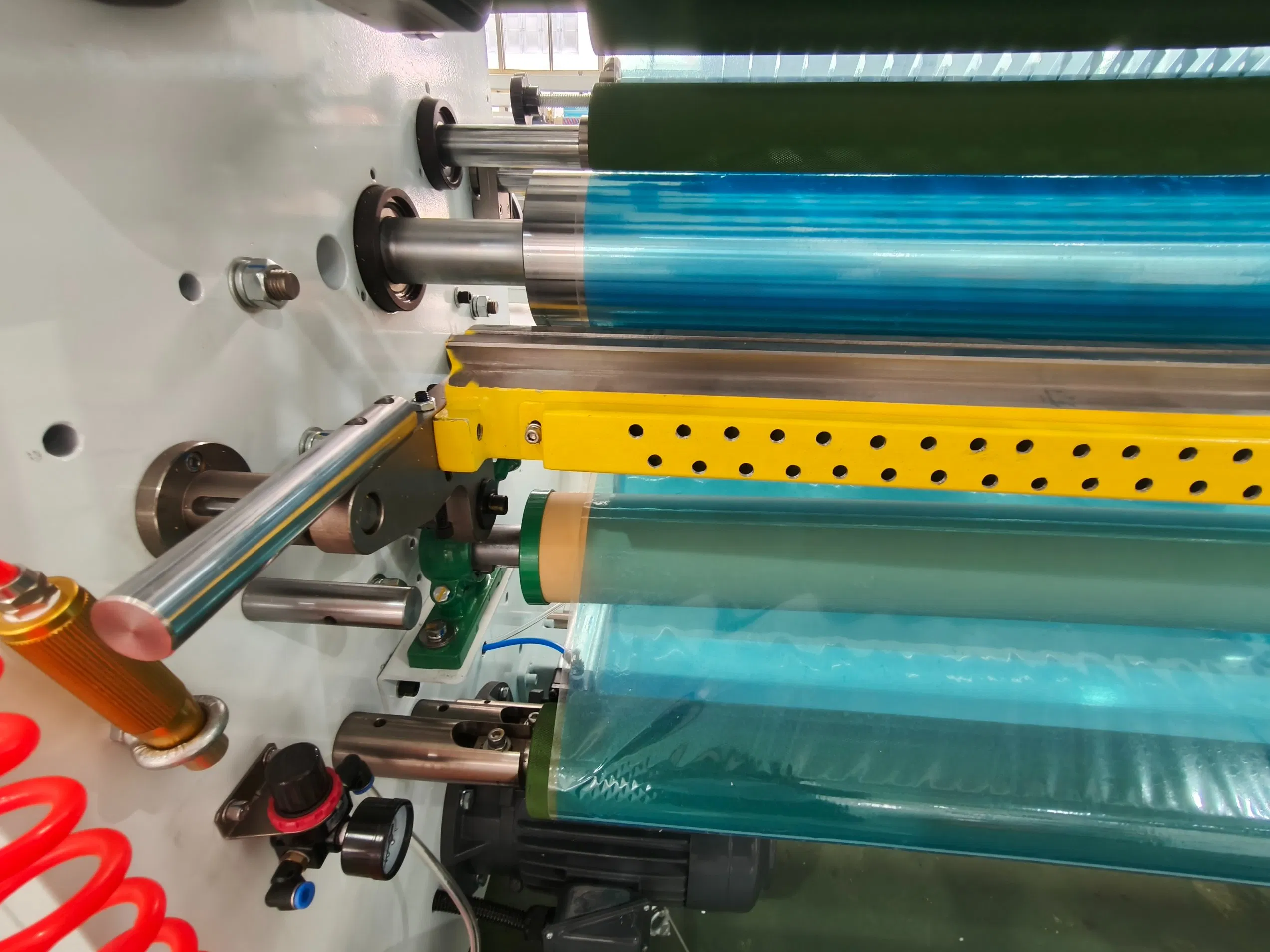 Automatic Medical Tape Adhesive Wound Dressing Fixation Tape Slitting Machine