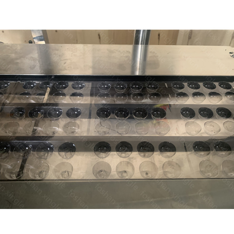 Pharmaceutical Machinery Blister Packing Machine White Medical Absorbent Alcohol Cotton Ball Packing Machine