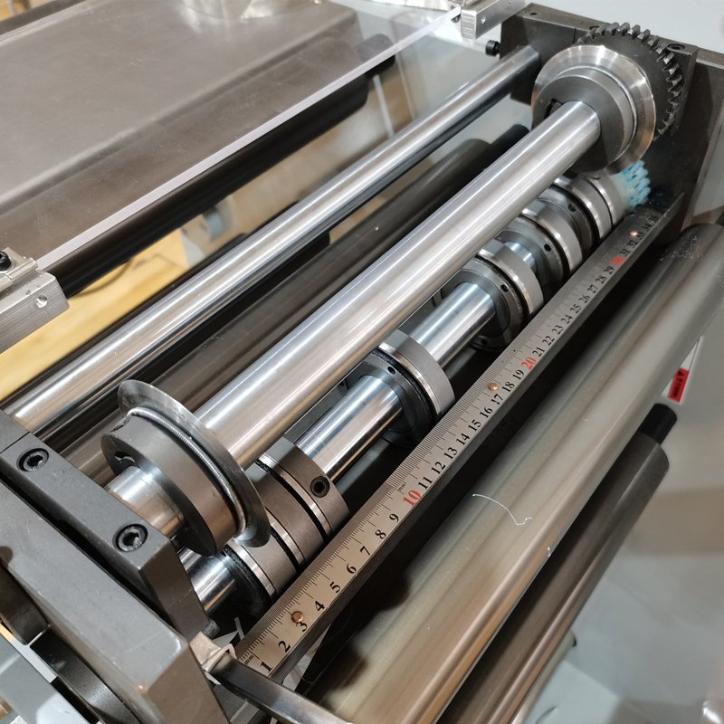 Hx-320fq Medical Tapes Slitting Machine (Vertical)