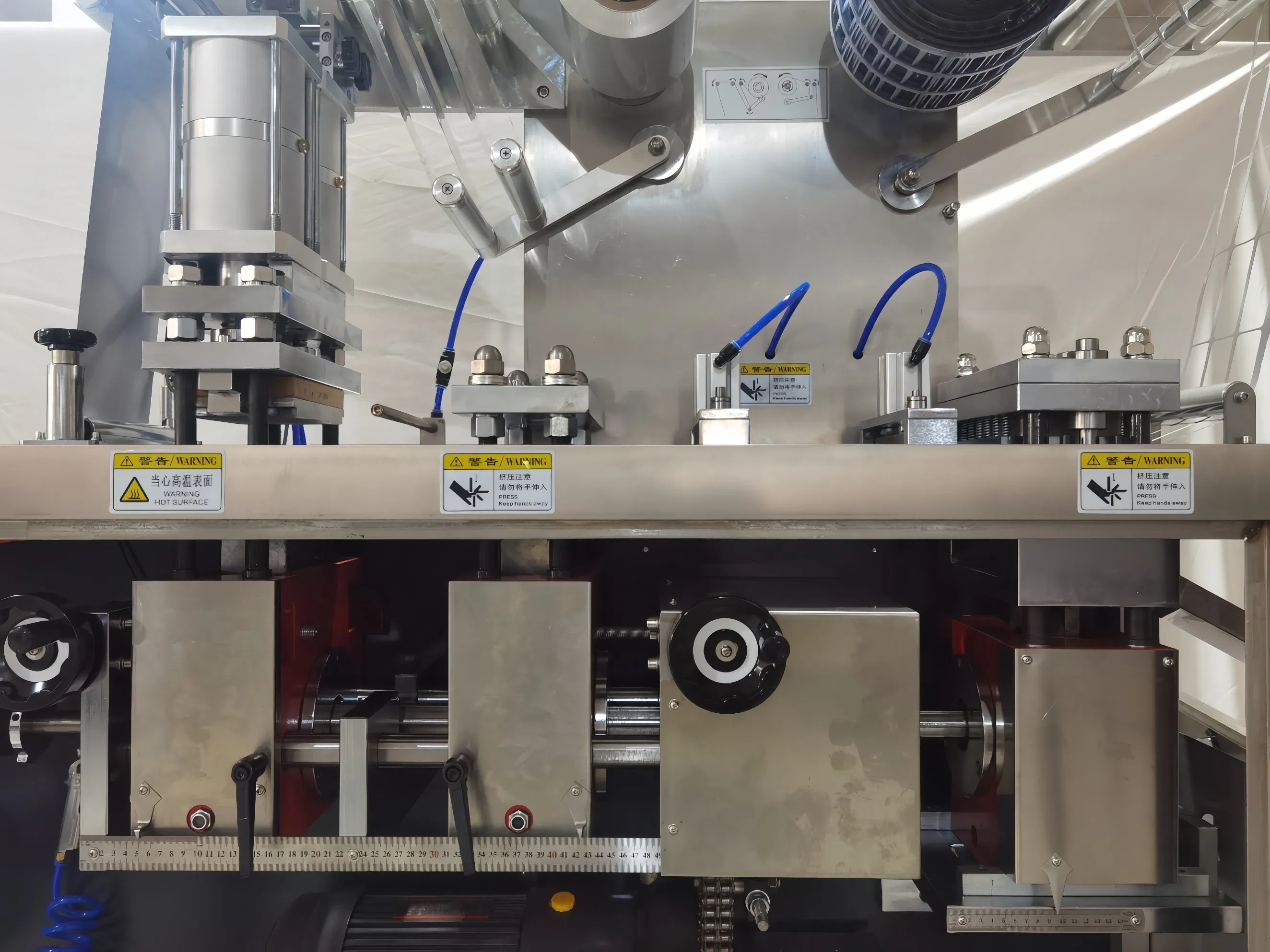 Mini Economical Aluminum Foil Dpp140 150 Pill Softgel Blister Packaging Machine