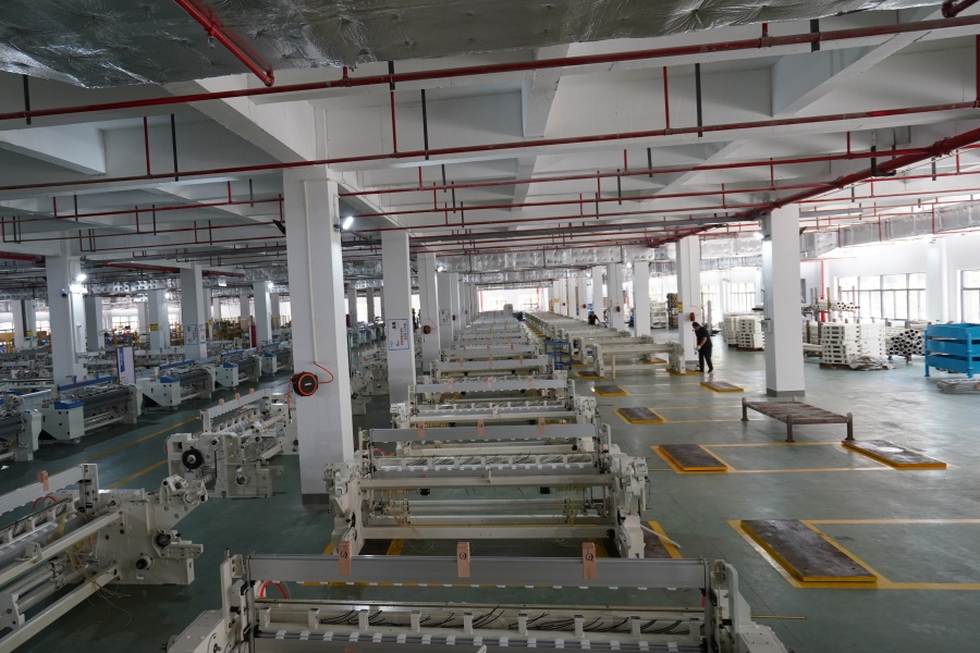 Medical Cotton Gauze Bandage Weaving Machine with Low Price Gauze Production Line