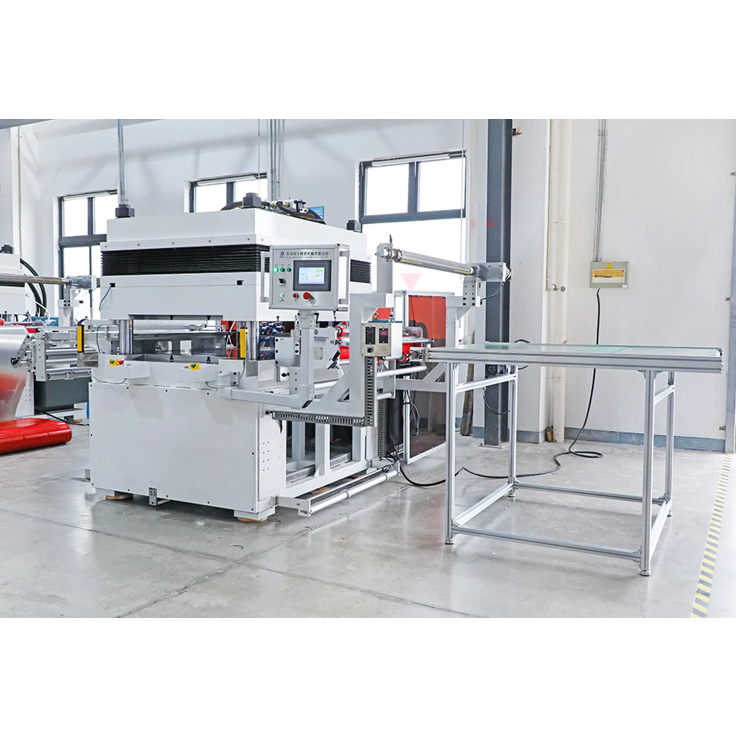 Easy Tear Medical Tape / Non-Woven Fabric Die Cutting Machine