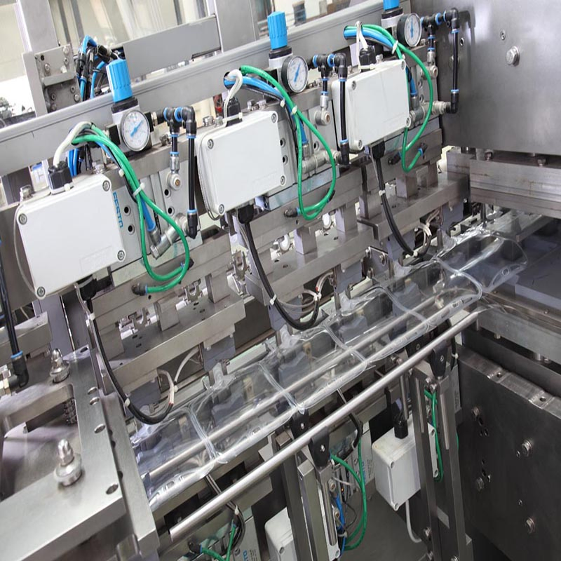 100-1000ml Ringer Lactate Soft Bag IV Fluid Manufacturing Plant IV Infusion Fluid Drip Set Machine Normal Saline IV Fluids Manufacturing Machine