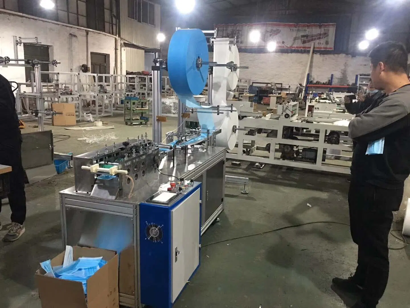 Hot High Quality Fully Automatic Surgical Nonwoven Face Mask Making Machine with Ultrasonic