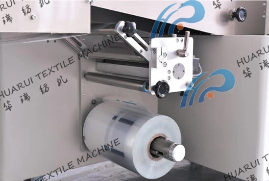 High Speed Full Automatic Medical Non-Woven Cotton/Gauze Bandage Roll Surgical Face Mask Latex Glove Horizontal Packing Machine