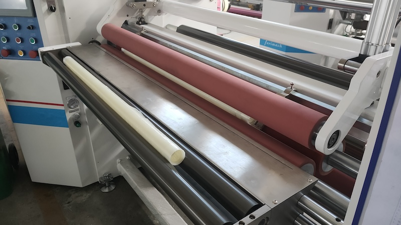 Shaftless Type Medical Tape Rewinding Machine for Enhanced Efficiency