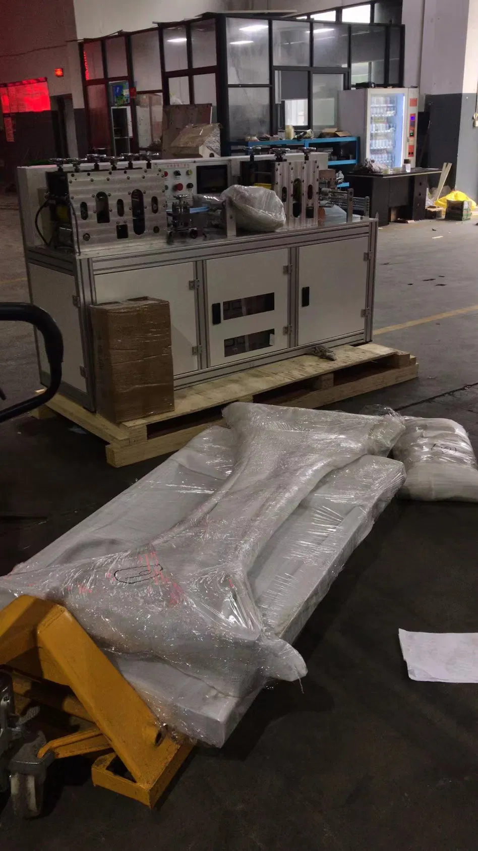 Face Mask Body Making Machine 6