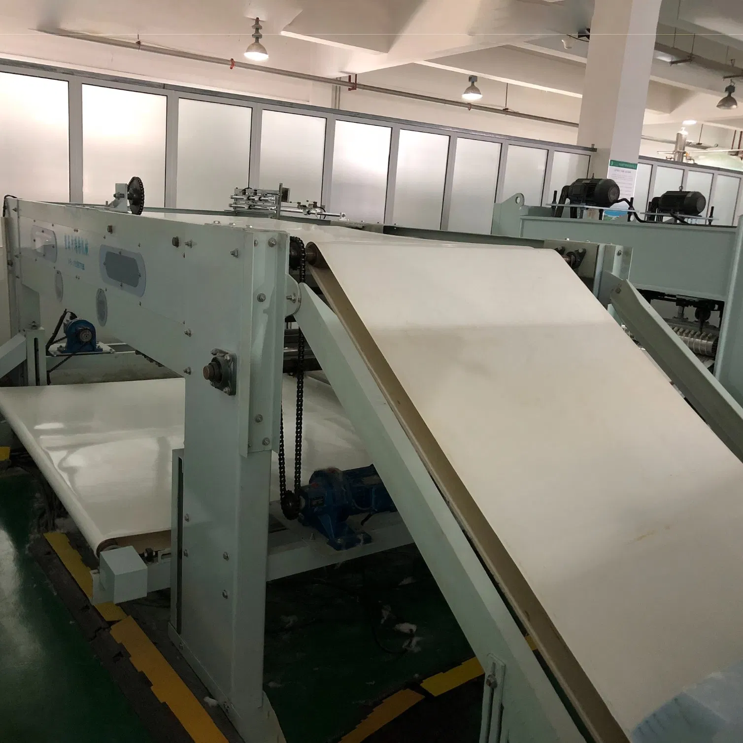 Home Textile Product-Cross Lapper Machine for Nonwoven Fabric