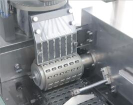 2022 New Type Pharmaceutical Grade Hard Gelatin Liquid Oil Capsule Filling Machine