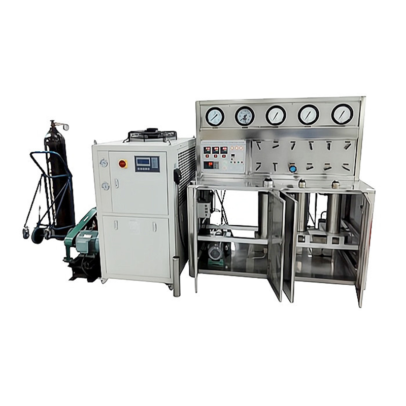 100L Pharmaceuticals Carbon Dioxide Oil Extraction Machine Super Critical Essential Oil Distillation
