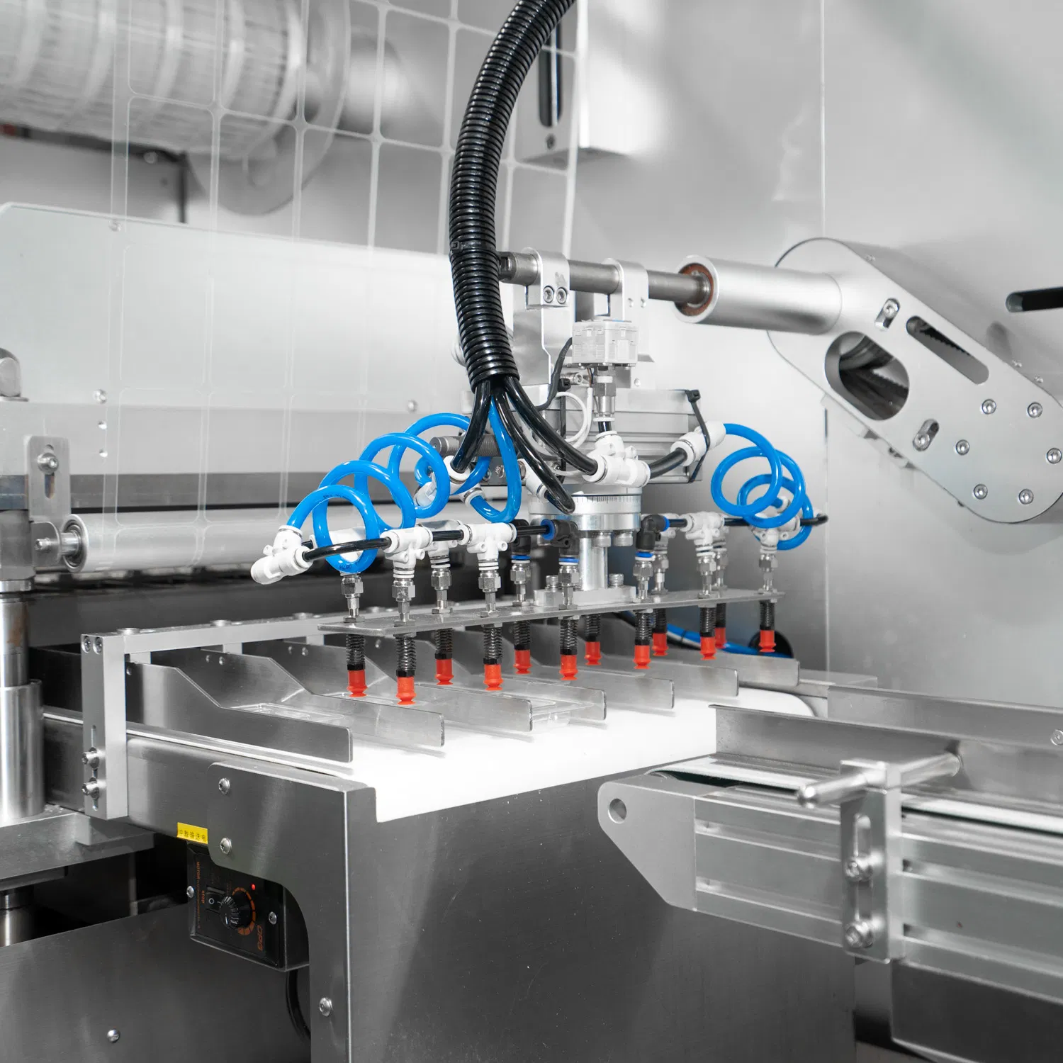 Pharmaceutical Automatic Blister Tablet Medicine Ampoule Vial Liquid Packing/Packaging Machine and Cartoning Machine Production Line Manufacturer